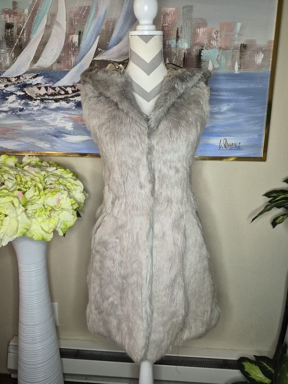 Vintage 100% Rabbit Fur Light Gray Hooded Vest